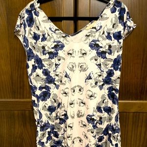 New w/ Tags Women size large white, navy, gray